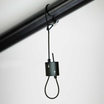 Black wire hanging kit