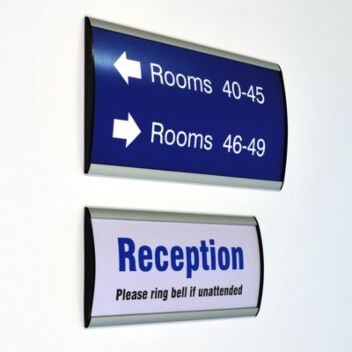 Interior direction signs in two different widths