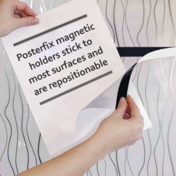 A4 window or wall holder with magnetic cover