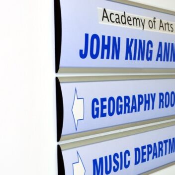 Slat system for wayfinding