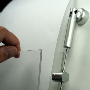Easy to use acrylic pockets